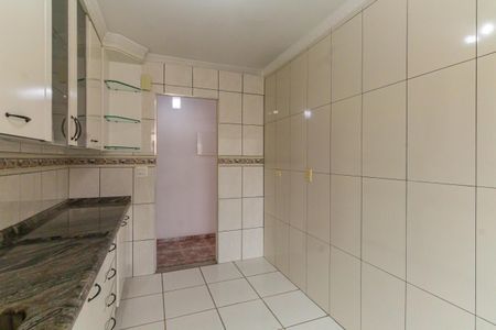 Apartamento à venda com 68m², 2 quartos e 1 vagaCozinha
