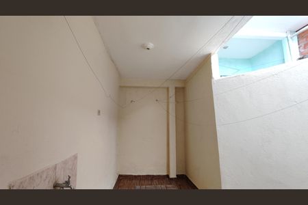 Área de Serviço de casa para alugar com 1 quarto, 55m² em Jardim Ipanema, Ferraz de Vasconcelos