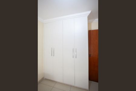 Apartamento à venda com 86m², 3 quartos e 2 vagasQuarto 2