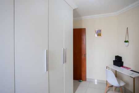 Apartamento à venda com 86m², 3 quartos e 2 vagasQuarto 1