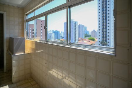 Apartamento para alugar com 80m², 2 quartos e 1 vagaÁrea de Serviço