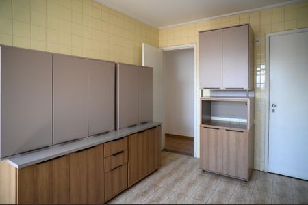 Apartamento para alugar com 80m², 2 quartos e 1 vagaCozinha