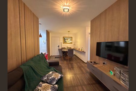 Apartamento à venda com 76m², 2 quartos e 1 vagaSala
