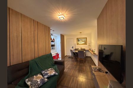 Apartamento à venda com 76m², 2 quartos e 1 vagaSala