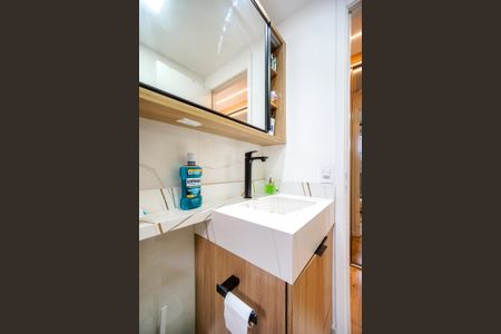 Apartamento à venda com 84m², 3 quartos e 2 vagasBanheiro da suíte