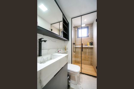 Apartamento à venda com 84m², 3 quartos e 2 vagasBanheiro social