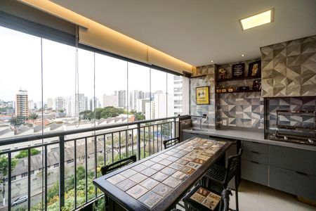Apartamento à venda com 84m², 3 quartos e 2 vagasVaranda