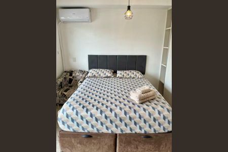 Studio à venda com 27m², 1 quarto e sem vaga Studio à venda com 27m², 1 quarto e sem vagaQuarto/Sala