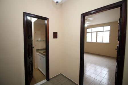 Apartamento à venda com 68m², 2 quartos e sem vagaCorredor