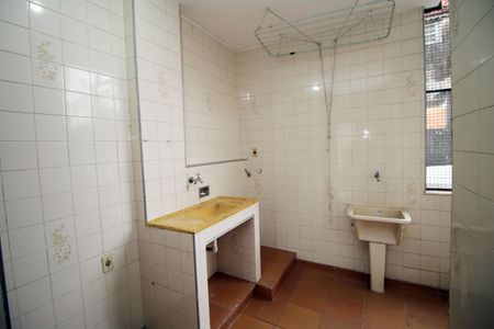 Apartamento à venda com 68m², 2 quartos e sem vagaÁrea de Serviço