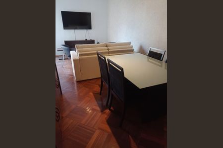 Apartamento à venda com 73m², 2 quartos e 1 vagaSala