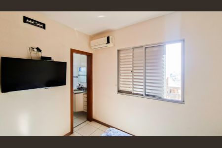 Apartamento à venda com 190m², 3 quartos e 1 vagaSuíte