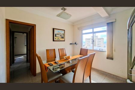 Apartamento à venda com 190m², 3 quartos e 1 vagaSala de Jantar