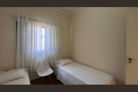 Casa à venda com 130m², 4 quartos e 4 vagasQuarto 2