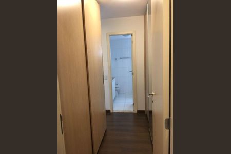 Apartamento à venda com 120m², 3 quartos e 2 vagasCorredor