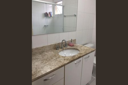 Apartamento à venda com 120m², 3 quartos e 2 vagasBanheiro