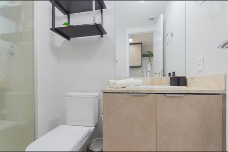 Banheiro de kitnet/studio à venda com 1 quarto, 26m² em Vila Mariana, São Paulo