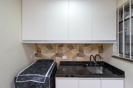 Casa à venda com 100m², 2 quartos e 1 vaga Casa à venda com 100m², 2 quartos e 1 vagaÁrea de Serviço