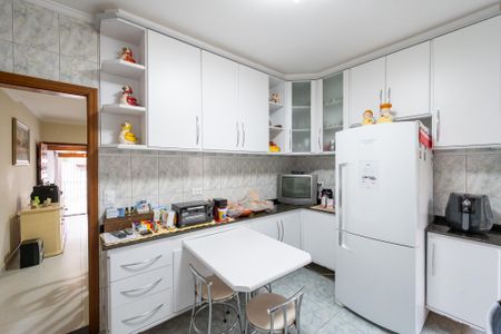 Casa à venda com 100m², 2 quartos e 1 vaga Casa à venda com 100m², 2 quartos e 1 vagaCozinha