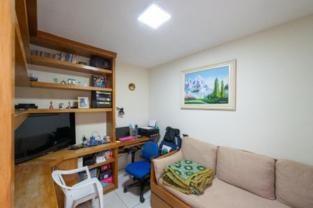 Casa à venda com 100m², 2 quartos e 1 vaga Casa à venda com 100m², 2 quartos e 1 vagaEscritório