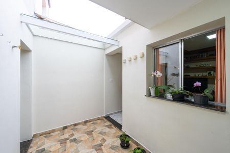 Casa à venda com 100m², 2 quartos e 1 vaga Casa à venda com 100m², 2 quartos e 1 vagaÁrea de Serviço