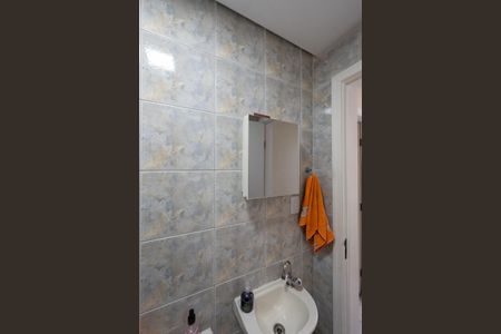 Casa à venda com 100m², 2 quartos e 1 vaga Casa à venda com 100m², 2 quartos e 1 vagaBanheiro de serviço