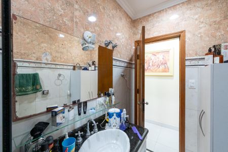 Casa à venda com 100m², 2 quartos e 1 vaga Casa à venda com 100m², 2 quartos e 1 vagaBanheiro Social