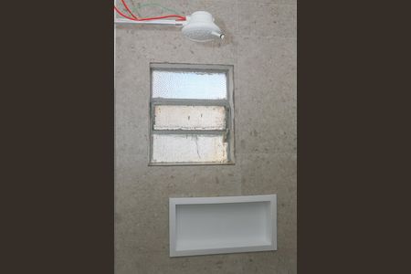 Banheiro de kitnet/studio para alugar com 1 quarto, 30m² em Bom Retiro, São Paulo