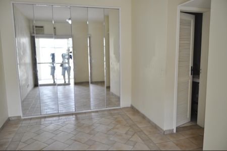 Apartamento à venda com 70m², 2 quartos e 1 vagaSuíte