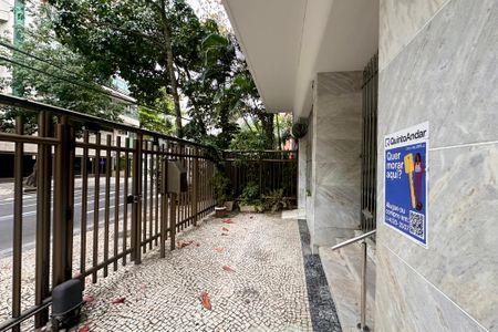 Apartamento à venda com 95m², 3 quartos e 1 vaga Apartamento à venda com 95m², 3 quartos e 1 vagaPlaquinha instalada