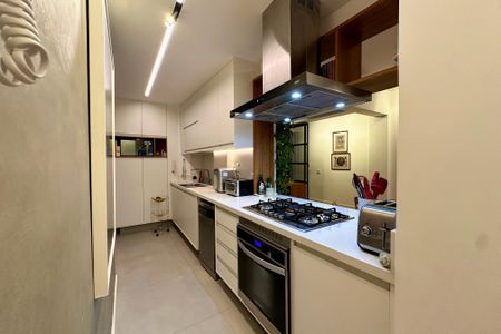 Apartamento à venda com 95m², 3 quartos e 1 vaga Apartamento à venda com 95m², 3 quartos e 1 vagaCozinha