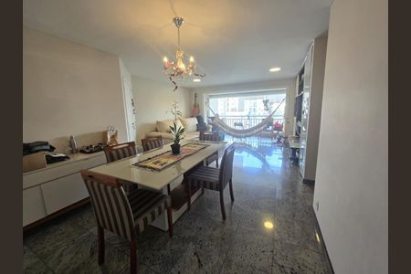 Apartamento à venda com 145m², 4 quartos e 3 vagasSALA