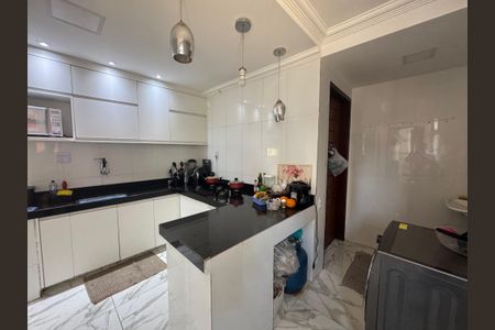 Apartamento à venda com 152m², 3 quartos e 2 vagas Apartamento à venda com 152m², 3 quartos e 2 vagasCozinha