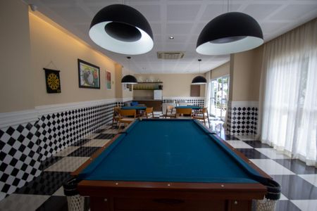Apartamento à venda com 124m², 3 quartos e 2 vagas Apartamento à venda com 124m², 3 quartos e 2 vagasÁrea comum - Salão de jogos