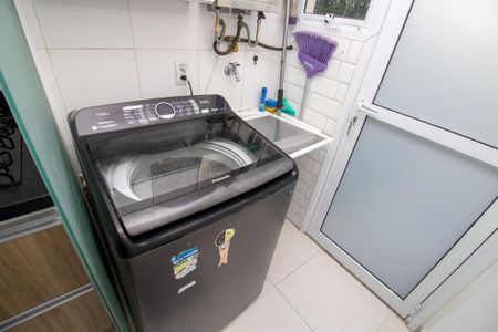 Apartamento à venda com 124m², 3 quartos e 2 vagas Apartamento à venda com 124m², 3 quartos e 2 vagasÁrea de Serviço