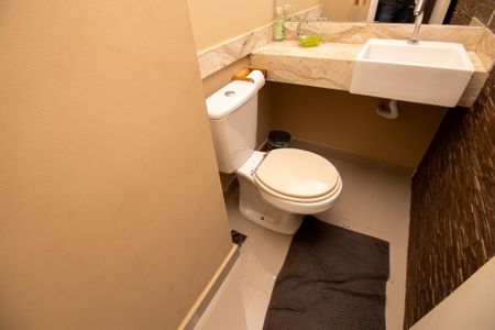 Apartamento à venda com 124m², 3 quartos e 2 vagas Apartamento à venda com 124m², 3 quartos e 2 vagasLavabo