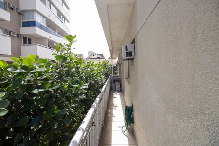 Apartamento à venda com 124m², 3 quartos e 2 vagas Apartamento à venda com 124m², 3 quartos e 2 vagasVaranda