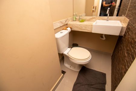 Apartamento à venda com 124m², 3 quartos e 2 vagas Apartamento à venda com 124m², 3 quartos e 2 vagasLavabo