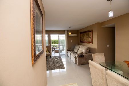 Apartamento à venda com 124m², 3 quartos e 2 vagas Apartamento à venda com 124m², 3 quartos e 2 vagasSala