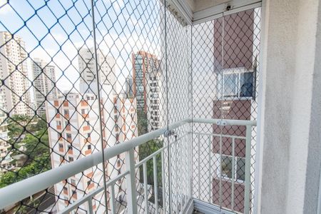 Apartamento à venda com 156m², 3 quartos e 3 vagasVaranda da suíte 1