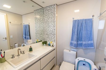 Apartamento à venda com 156m², 3 quartos e 3 vagasBanheiro da suíte 3