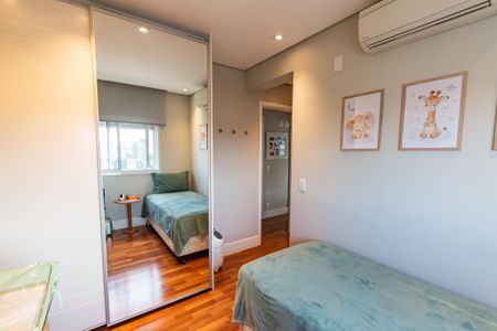 Apartamento à venda com 156m², 3 quartos e 3 vagasSuíte 2