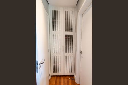 Apartamento à venda com 156m², 3 quartos e 3 vagasSuíte 2