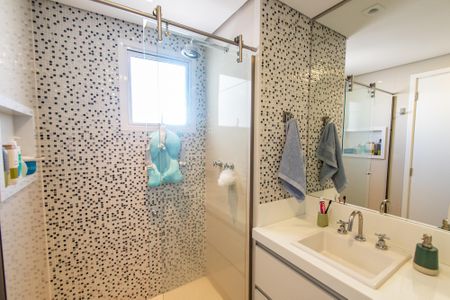 Apartamento à venda com 156m², 3 quartos e 3 vagasBanheiro da suíte 3