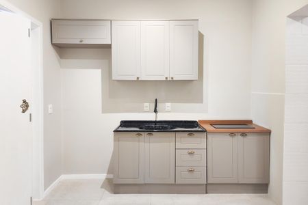 Apartamento à venda com 40m², 1 quarto e sem vaga Apartamento à venda com 40m², 1 quarto e sem vagaCozinha