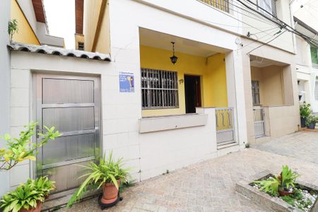 Casa de condomínio para alugar com 100m², 2 quartos e 1 vagaFachada 