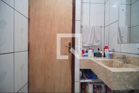 Casa à venda com 90m², 2 quartos e 2 vagasBanheiro