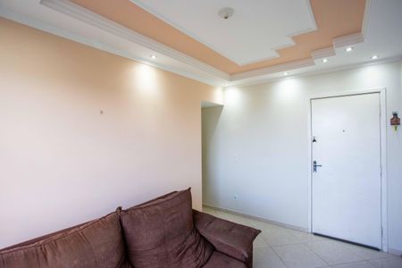 Sala de apartamento para alugar com 2 quartos, 44m² em Canhema, Diadema