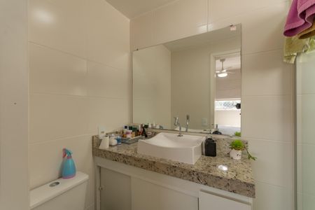 Apartamento à venda com 72m², 3 quartos e 2 vagasBanheiro Suíte