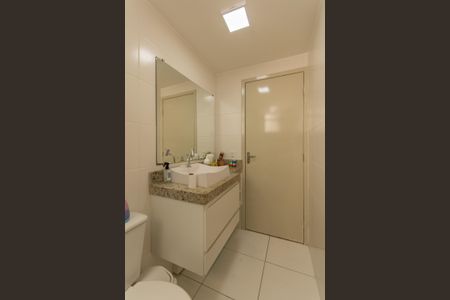 Apartamento à venda com 72m², 3 quartos e 2 vagasBanheiro Social